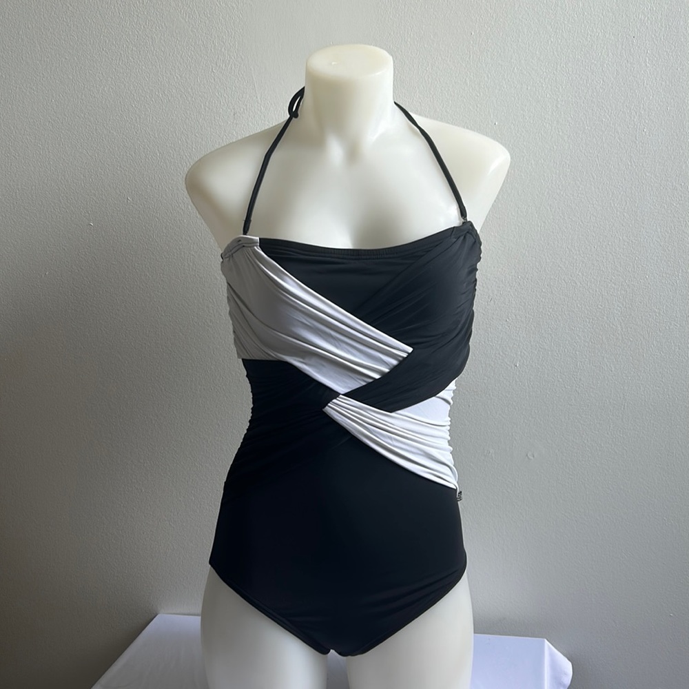 Black and White One Piece Swimsuit Small La Vie en Rose .